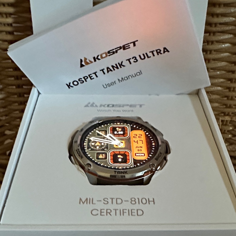 T3 Ultra Smartwatch  with GPS - Black and Silver - never used - Picture 8 of 11